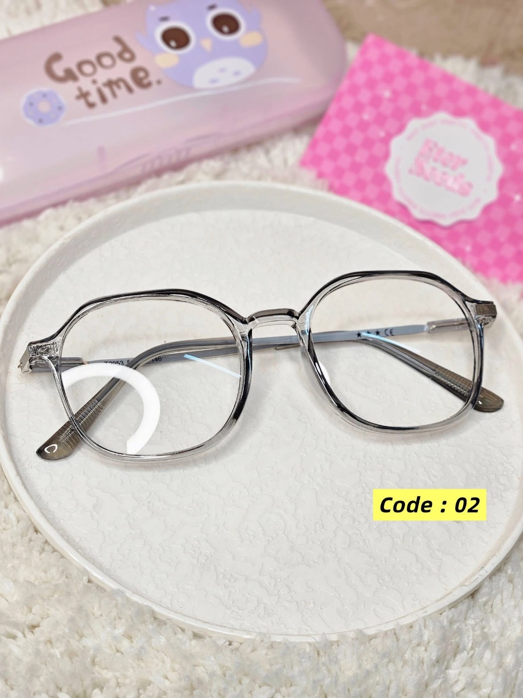 Pookie Glasses (medium) — Grey