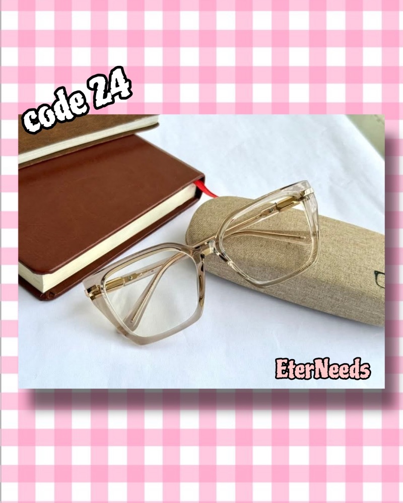 Bold Rectangular Classic Frame — Gold
