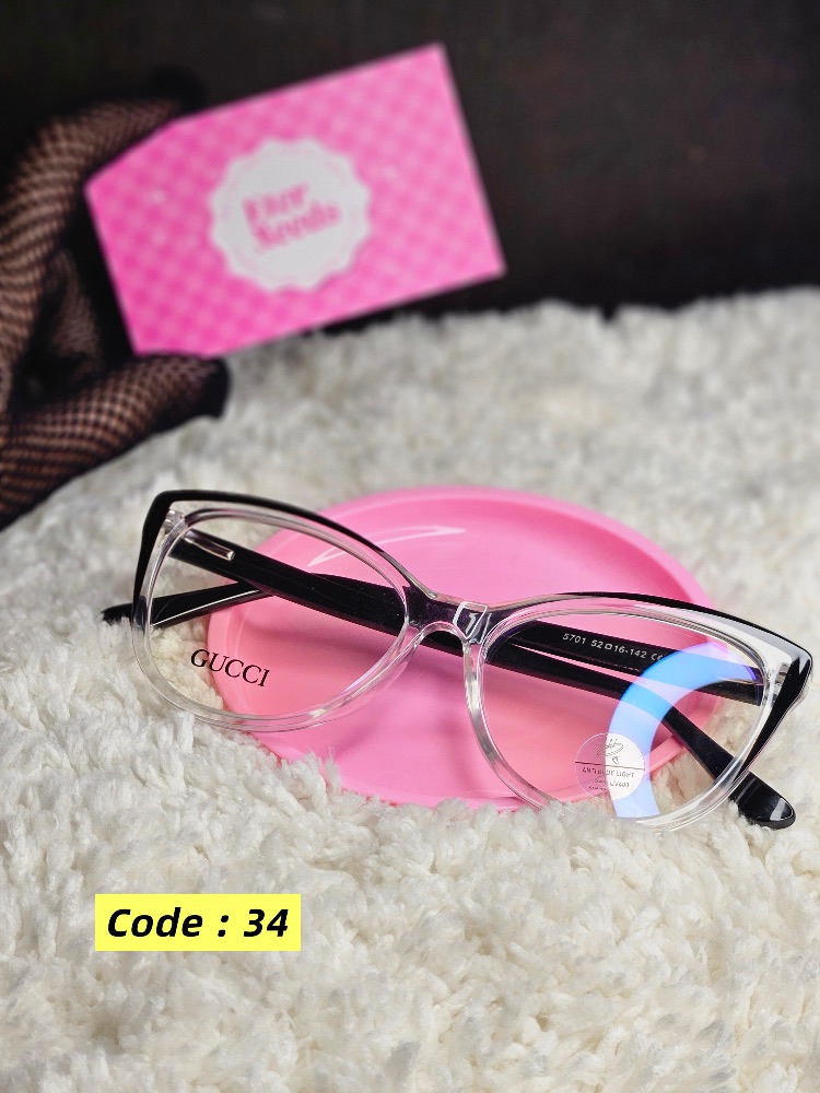 Rounded cateye frame