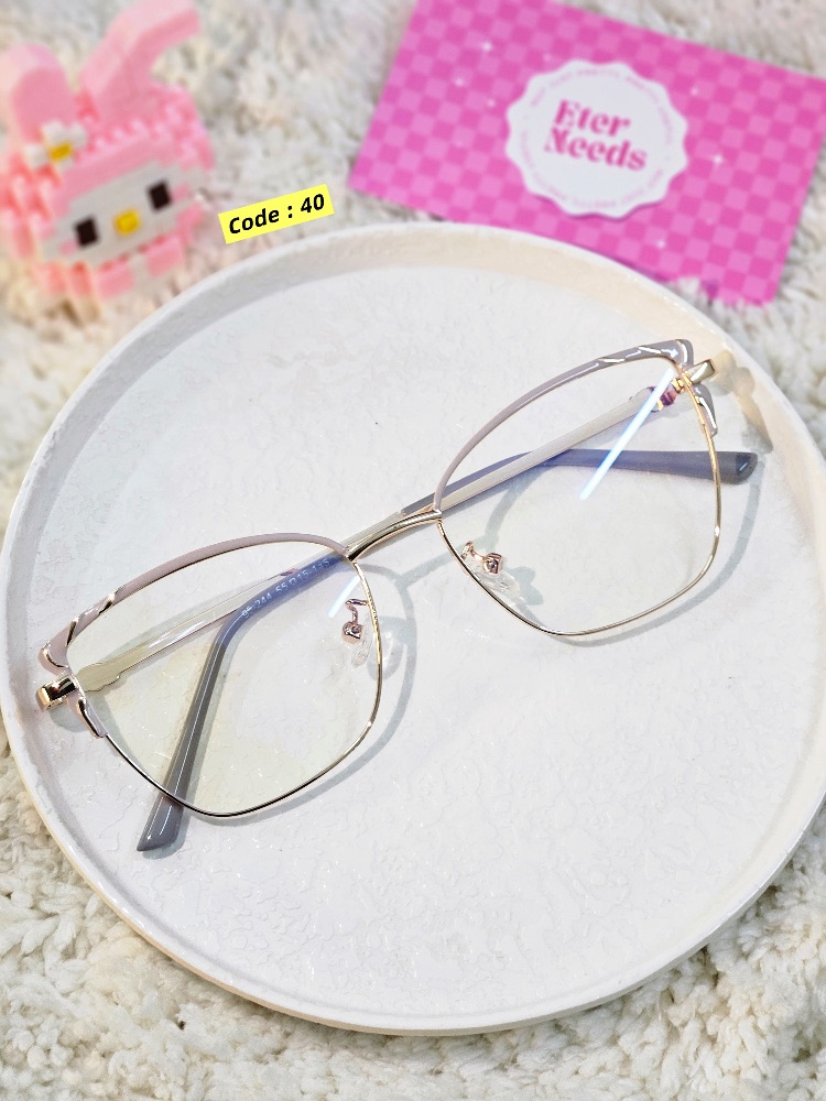 Chic butterfly glasses — Beige